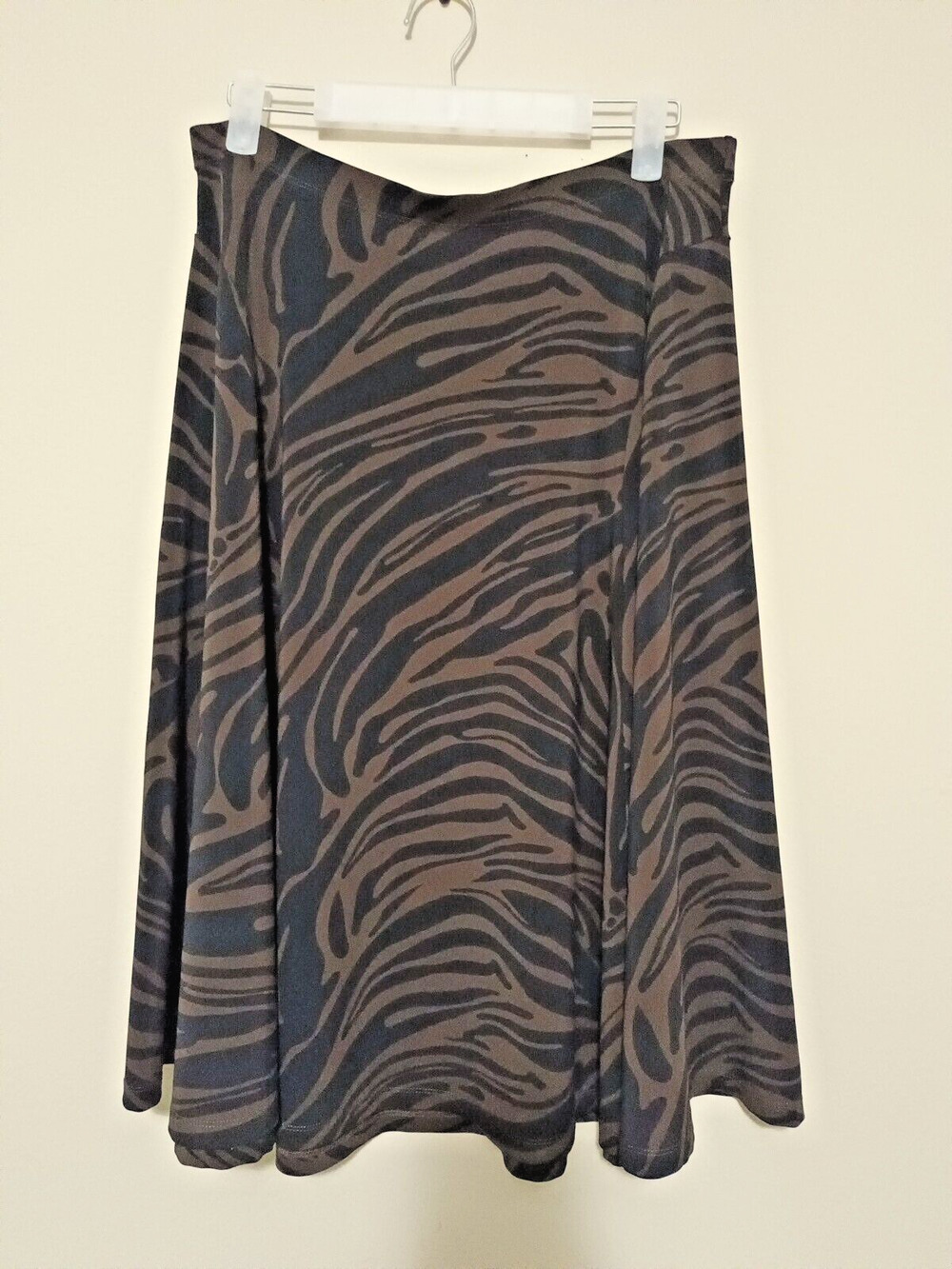 Michael Kors Tiger Print Elastic WaistPull on  A-Line Midi Skirt Size S